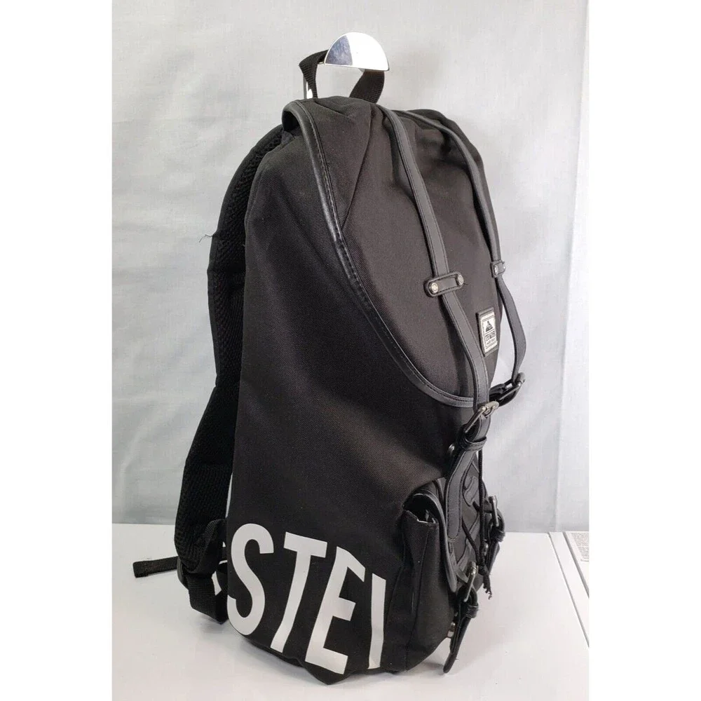 STEVE MADDEN Classic Utility LOGO Backpack/ Laptop Bag Black And White